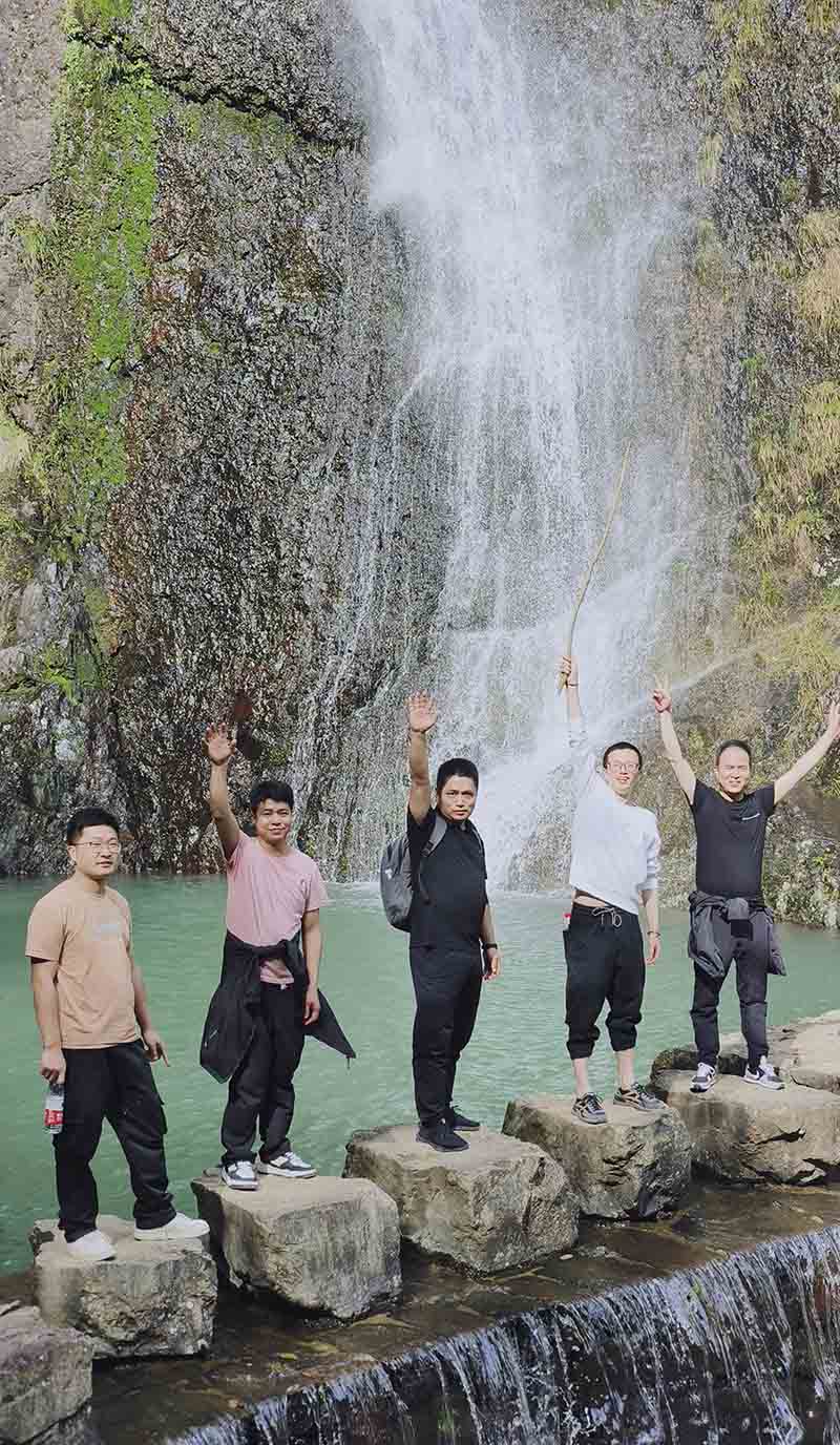 1712042316465437.jpg 1712042316465437.jpg