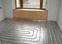 裝地暖，該選水地暖還是電地暖？